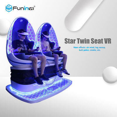 Warna Biru Putih Dua Kursi 9D VR Naik Bioskop Kabin Virtual Reality simulator Untuk Taman Hiburan Anak