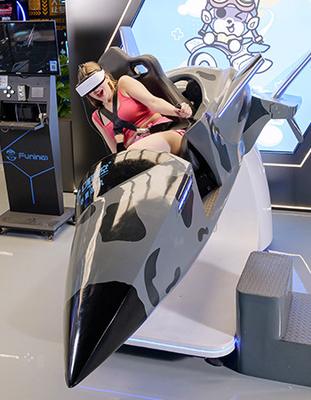 Ambil Simulasi Penerbangan Anda ke tingkat berikutnya dengan VR Flight Simulator Single-player 395kg Gamepad Controls